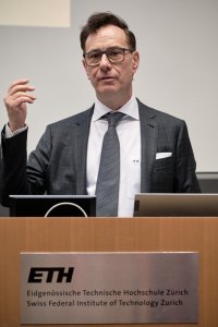 stiu2020-_DSF6867.RAF_.p.jpg